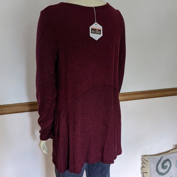 NWTs Edie boutique Lazy Sundays light medium Top - Picture 3 of 9